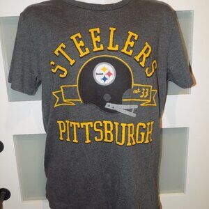 NFL Team Apparel Dark Gray Steelers SS T-shirt Size M Mens NWOT